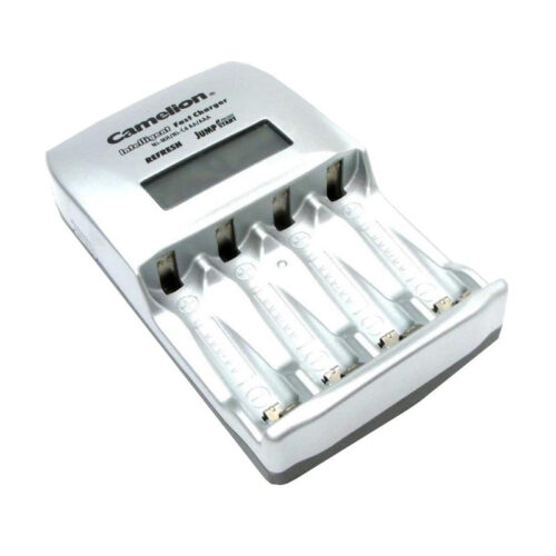 مشخصات و ویژگی‌ها: شارژر باتری کملیون مدل BC-0907 یکی از بهترین و سریع‌ترین شارژرهای موجود در بازار است که برای شارژ باتری‌های قلمی (AA) و نیم‌قلمی (AAA) طراحی شده است. این شارژر با صفحه نمایش دیجیتال خود، امکان مشاهده وضعیت دقیق شارژ باتری‌ها را فراهم می‌آورد و می‌تواند نیازهای انرژی دستگاه‌های مختلف شما را به‌راحتی تامین کند. ویژگی‌ها و مشخصات فنی نوع باتری‌های پشتیبانی‌شده: باتری قلمی (AA) باتری نیم‌قلمی (AAA) تعداد باتری‌های قابل شارژ: ۴ عدد تعداد باتری‌های همراه: فاقد باتری شارژ سریع: این مدل از شارژرها سرعت شارژ بالایی دارند و باتری‌ها را به‌سرعت شارژ می‌کنند. صفحه نمایش دیجیتال: نمایش وضعیت شارژ باتری‌ها به صورت دقیق و به روز. طراحی مدرن و کاربرپسند: این شارژر به شما کمک می‌کند تا با کارایی بالا و در کمترین زمان ممکن، باتری‌های خود را شارژ کنید. مزایای شارژر باتری کملیون مدل BC-0907 شارژ سریع: با این شارژر، باتری‌ها سریع‌تر از شارژرهای معمولی شارژ می‌شوند و زمان کمتری را برای شارژ کردن باتری‌ها صرف خواهید کرد. صفحه نمایش دیجیتال: این ویژگی به شما امکان می‌دهد تا وضعیت شارژ باتری‌ها را به راحتی مشاهده کنید و از سلامت باتری‌ها مطمئن باشید. کیفیت ساخت بالا: شارژر کملیون مدل BC-0907 از مواد باکیفیت و ساخت کشور آلمان طراحی و تولید شده است. سازگاری با انواع باتری‌ها: این شارژر قادر است باتری‌های قلمی و نیم‌قلمی را با ظرفیت‌های مختلف شارژ کند و برای انواع دستگاه‌های الکترونیکی مناسب است. مشخصات فنی ابعاد: ۱۸x۸x۴ سانتی‌متر وزن: ۲۰۰ گرم نوع باتری‌های پشتیبانی شده: باتری قلمی (AA) و نیم‌قلمی (AAA) تعداد باتری‌های قابل شارژ: ۴ عدد تعداد باتری‌های همراه: فاقد باتری کاربردها شارژ انواع باتری‌های قابل شارژ قلمی و نیم‌قلمی برای استفاده در کنترل‌ها، دستگاه‌های بی‌سیم، ساعت‌های دیواری، اسباب‌بازی‌ها و سایر دستگاه‌های الکترونیکی خانگی. شارژ سریع برای استفاده در مکان‌هایی که نیاز به شارژ سریع باتری دارید، از جمله در محیط‌های کاری و خانه