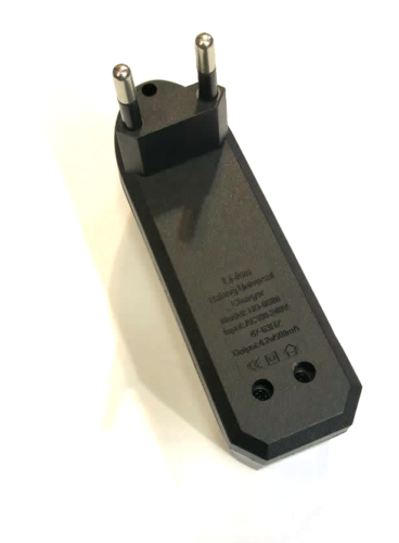 شارژر باتری های لیتیوم یون مدل HD-0688 - 2